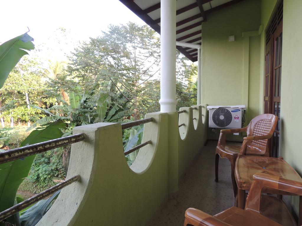 Arana Bungalow 高尔 外观 照片