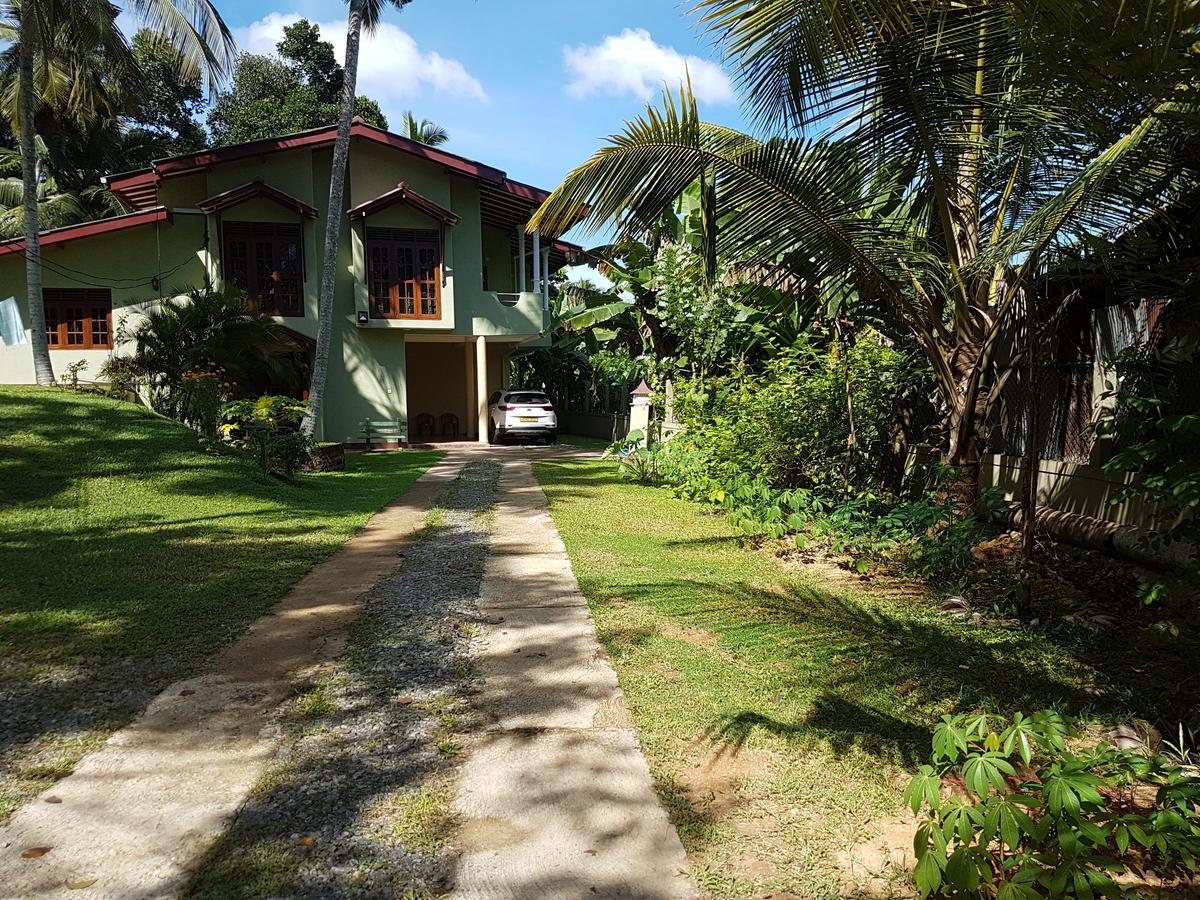 Arana Bungalow 高尔 外观 照片